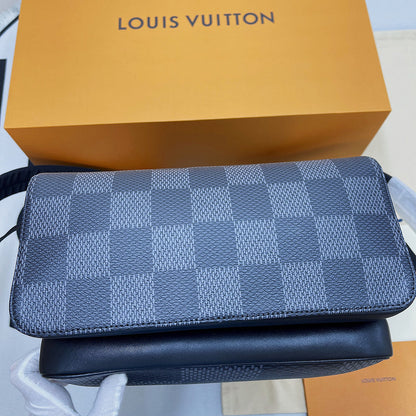 Franco Shops - Louis Vuittons  - 9632