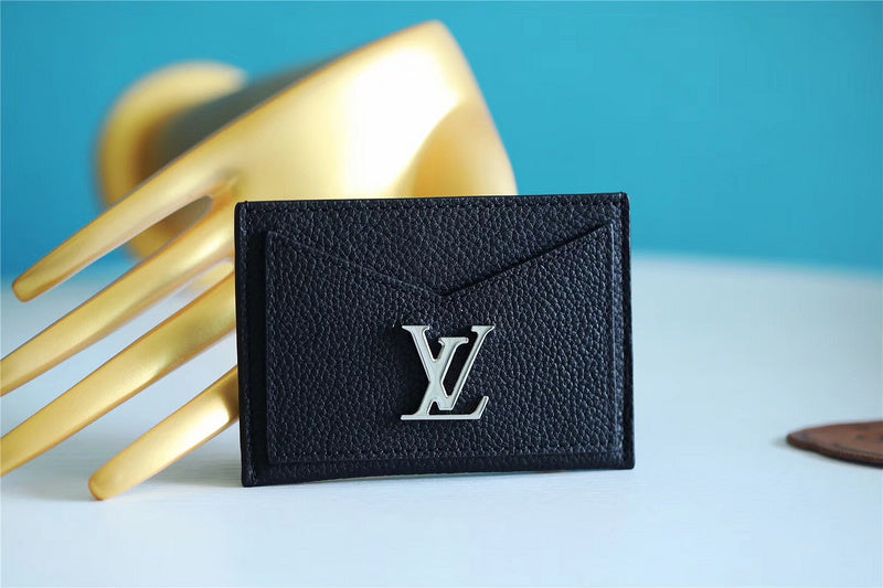 Franco Shops - Louis Vuittons  - 9257