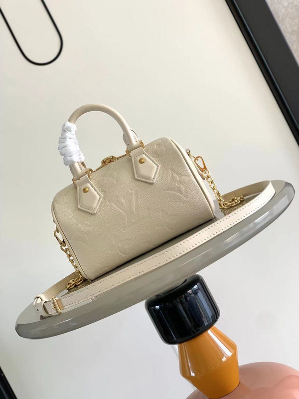 Franco Shops - Louis Vuittons  - 15287