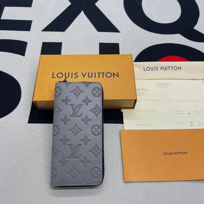 Franco Shops - Louis Vuittons  - 10722