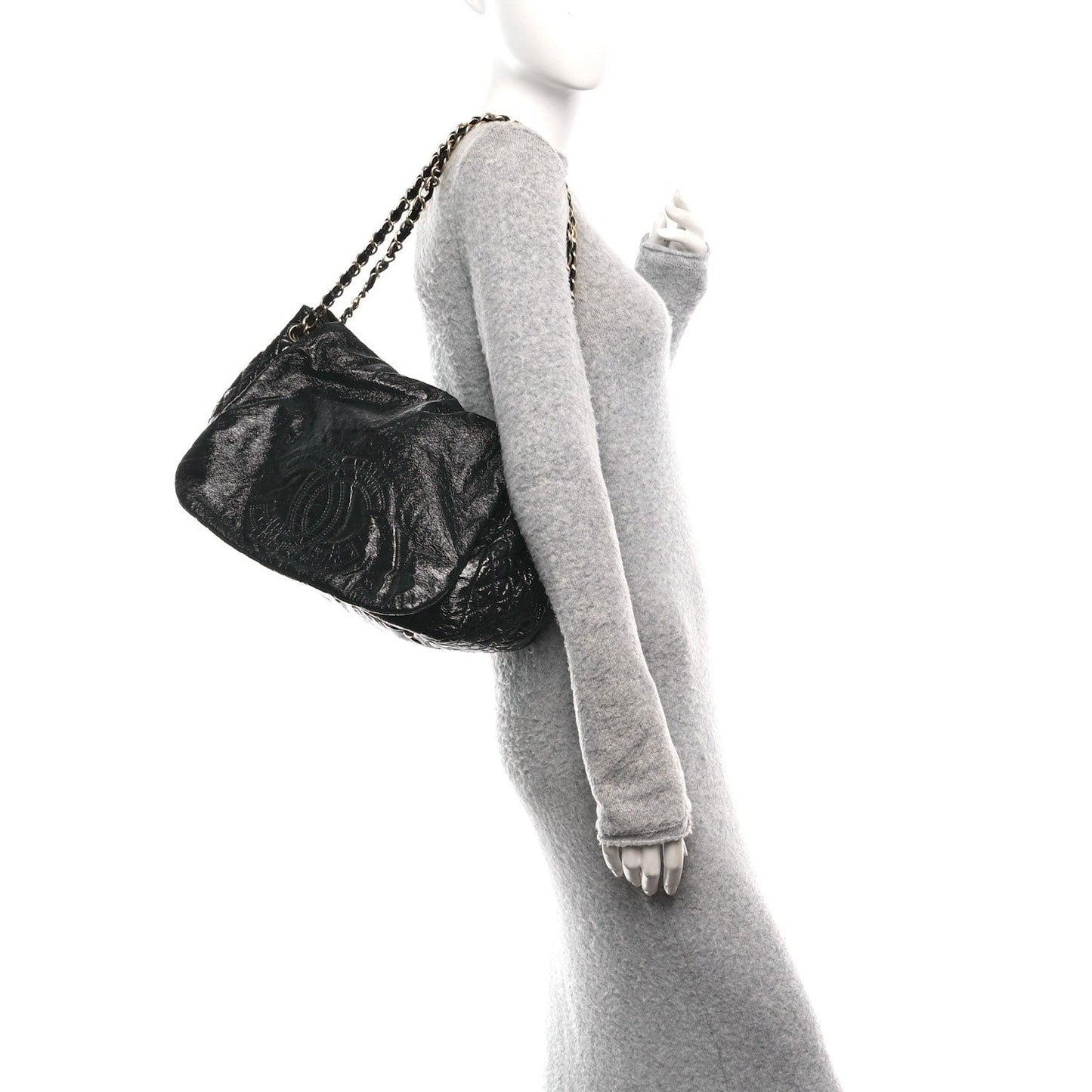 Vinyl XL Rock and Chain Flap Black