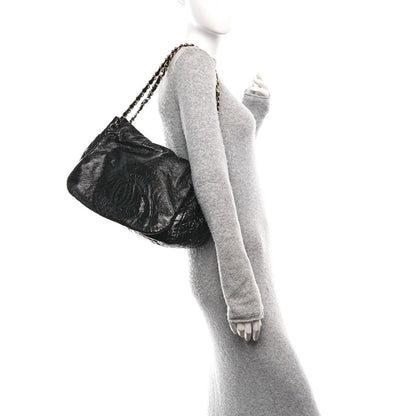 Vinyl XL Rock and Chain Flap Black