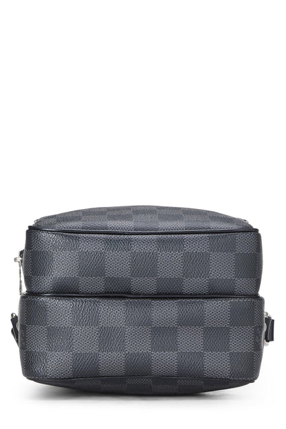 Louis Vuitton,  Damier Graphite Rem, Black