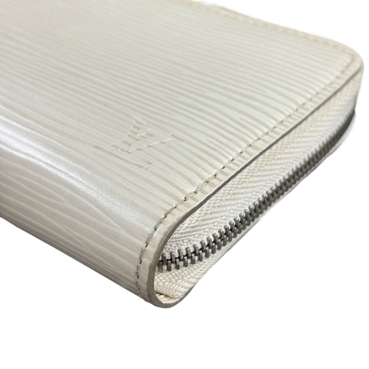 LOUIS VUITTON <br> Epi Zippy Coin Purse