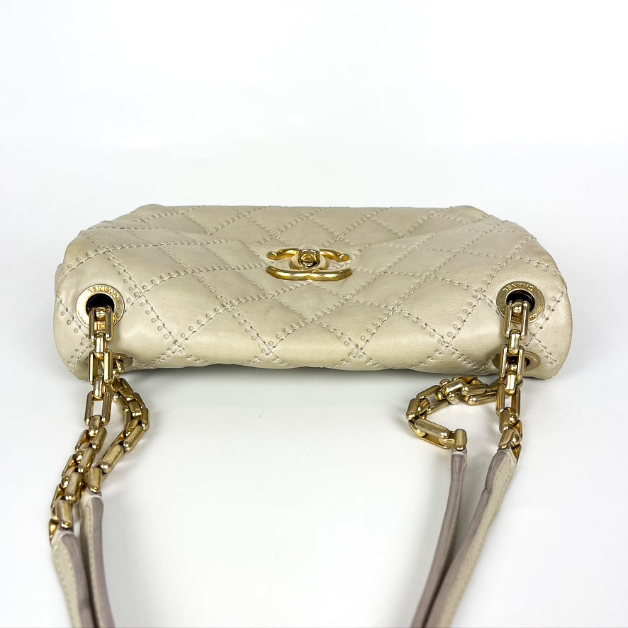 Calfskin Quilted Medium Wild Stitch Flap Beige