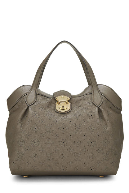 Louis Vuitton,  Grey Monogram Mahina Sevres PM, Grey