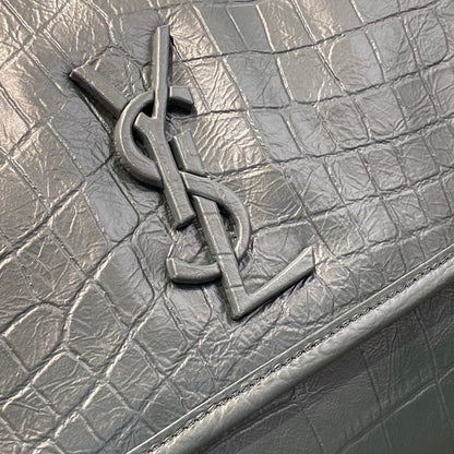 Yves Saint Laurent - Bags