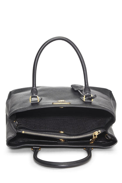 Prada,  Black Saffiano Executive Tote Medium, Black