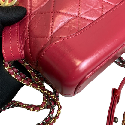 Aged Calfskin Quilted Small Gabrielle Hobo Red