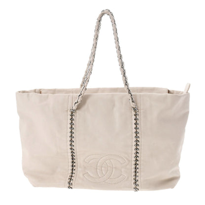 Chanel Shopping