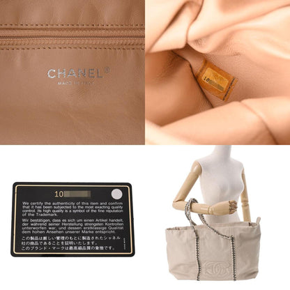 Chanel Shopping