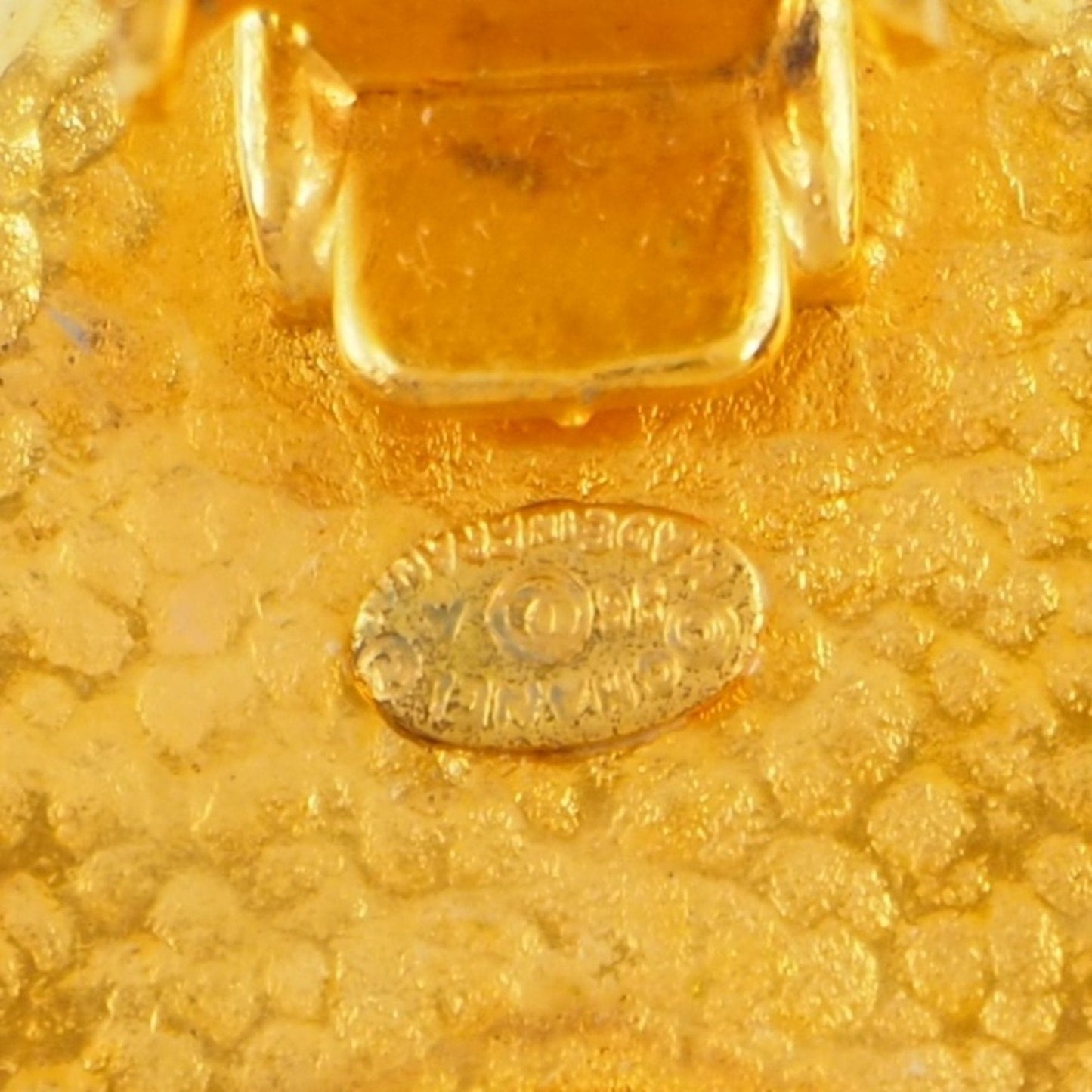 Chanel Coco Mark