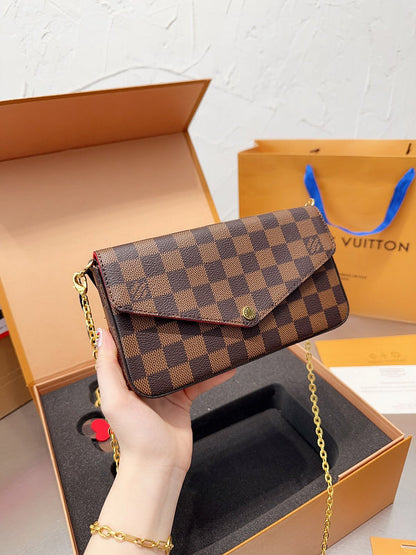 Franco Shops - Louis Vuittons  - 15021