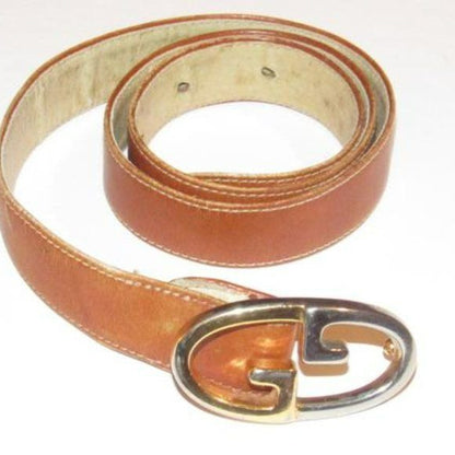 Gucci camel leather belt with large, two-tone GG logo buckle!