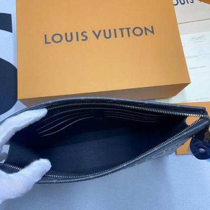 Franco Shops - Louis Vuittons  - 10846