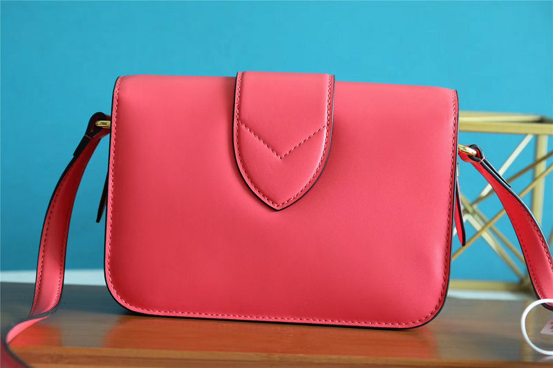 The Franco Shops - Louis Vuittons  - 7753