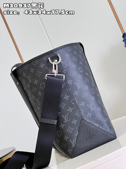 Franco Shops - Louis Vuittons  - 15483