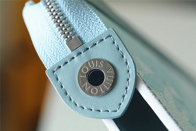 Franco Shops - Louis Vuittons  - 10541