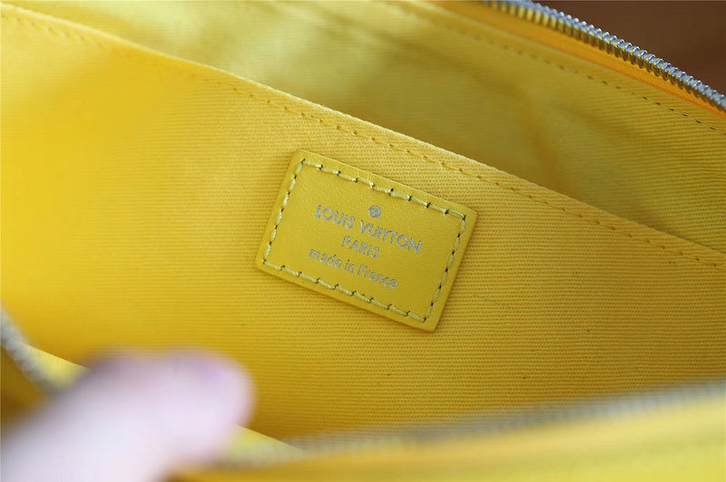 Franco Shops - Louis Vuittons  - 10931