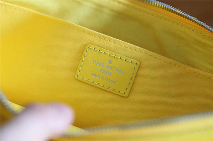 Franco Shops - Louis Vuittons  - 10931