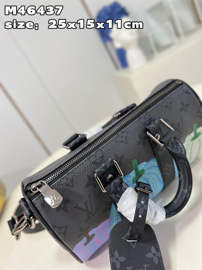 Franco Shops - Louis Vuittons  - 15713