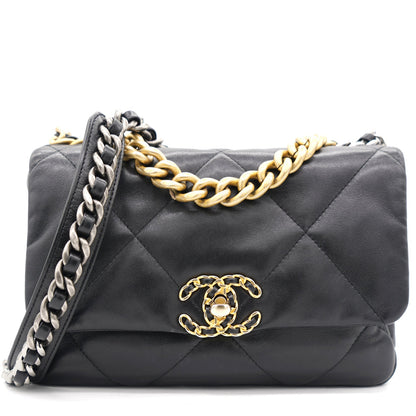 19 Small Flap Black Bag