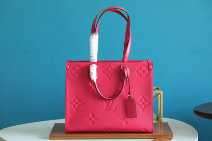 The Franco Shops - Louis Vuittons  - 7637