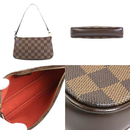 LOUIS VUITTON Pochette accessoires Shoulder Bag