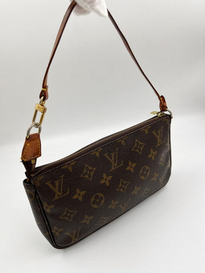 Louis Vuitton Vintage Pochette