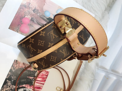 Louis-Vuitton Petite Boîte Chapeau Monogram Canvas Crossbody Bag