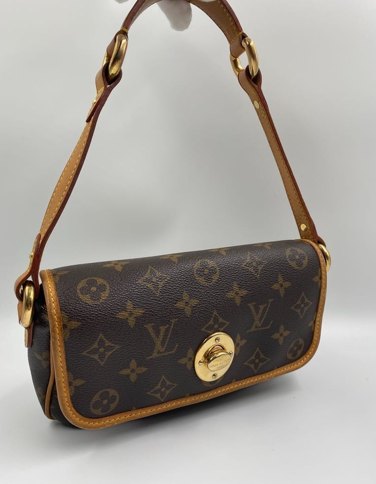 Louis Vuitton Tikal PM Pochette