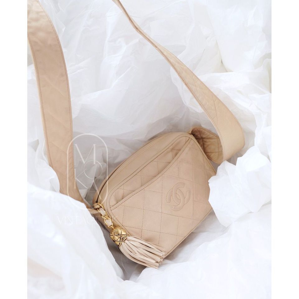 Chanel CC diamond-quilted tassel crossbody bag