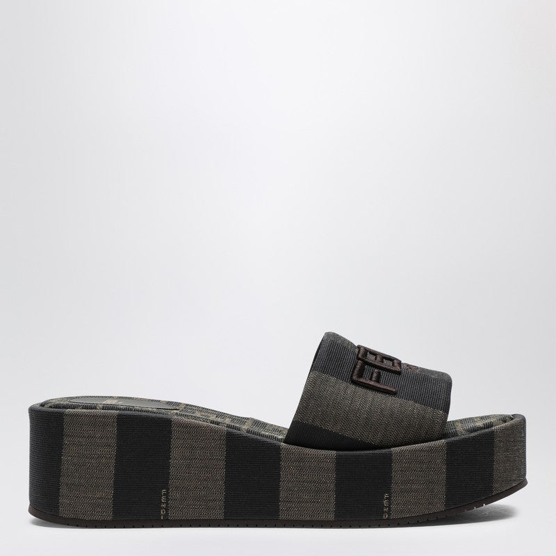 Fendi Brown Fabric Flatform Slide With Logo Women
