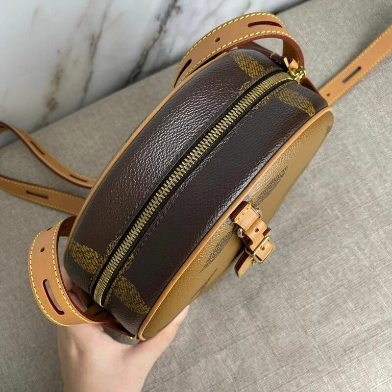 Louis-Vuitton Monogram Reverse Giant Chapeau MM Crossbody Bag
