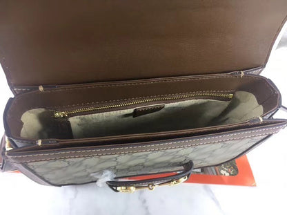 GC064    9.8x7.1x3.1