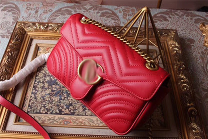 GC011  MEDIUM SIZE 10.2x5.9x2.8inch   SMALL SIZE 8.7x5.1x2.4inch