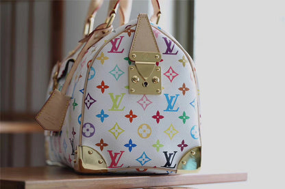 The Franco Shops - Louis Vuittons  - 7696