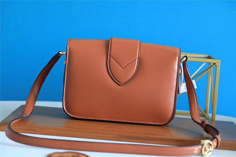 The Franco Shops - Louis Vuittons  - 7752
