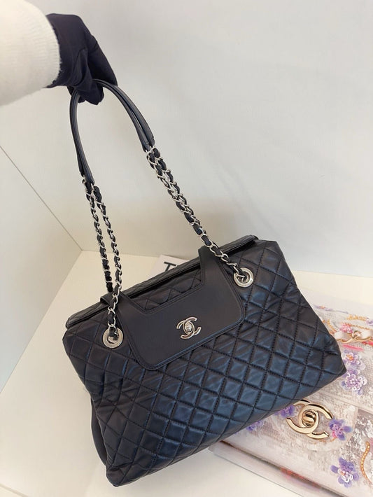 Chanel tote bag **cm black