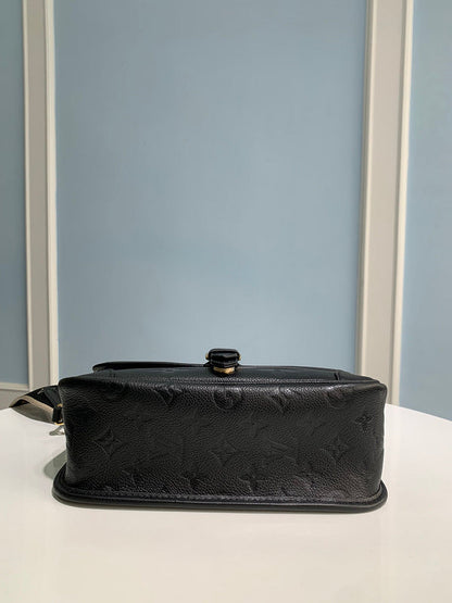 Franco Shops - Louis Vuittons  - 15692