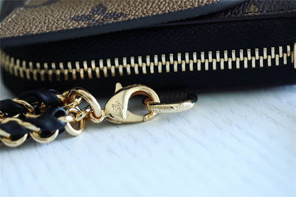Franco Shops - Louis Vuittons  - 9300