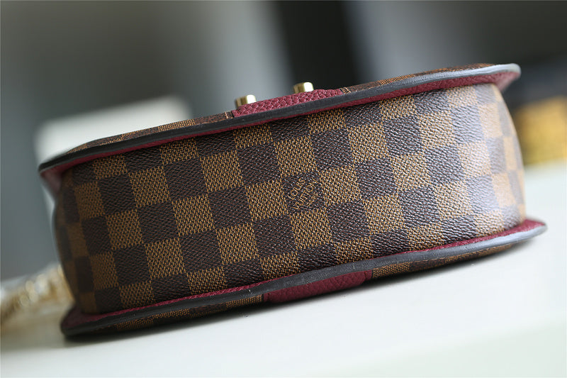 The Franco Shops - Louis Vuittons  - 7812