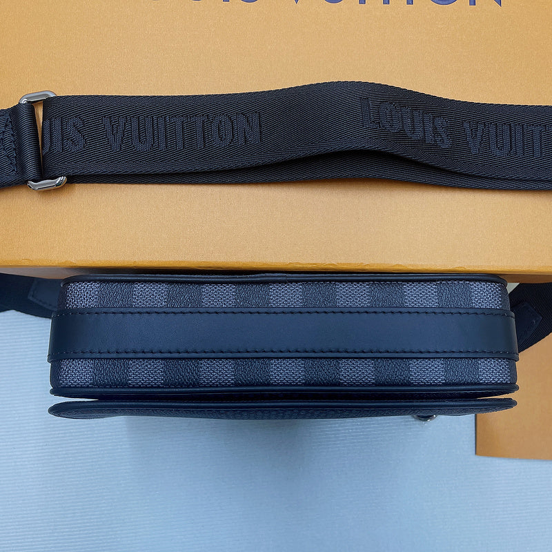 Franco Shops - Louis Vuittons  - 10300