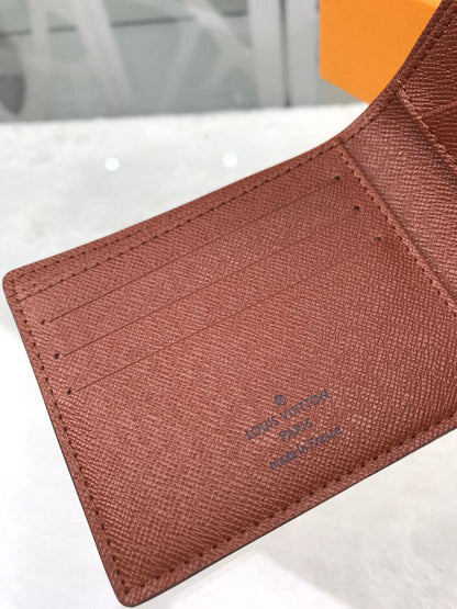 Franco Shops - Louis Vuittons  - 10851