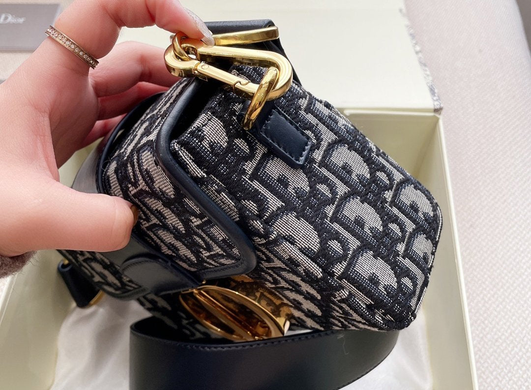Luxury Edition Bags DIR 042