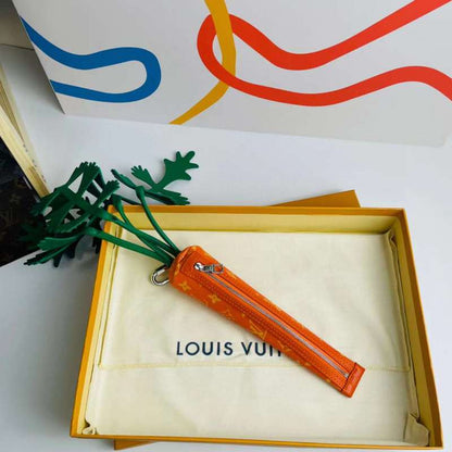 The Franco Shops - Louis Vuittons  - 12074