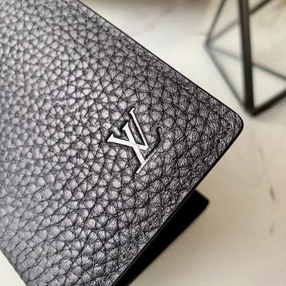 Franco Shops - Louis Vuittons  - 15749
