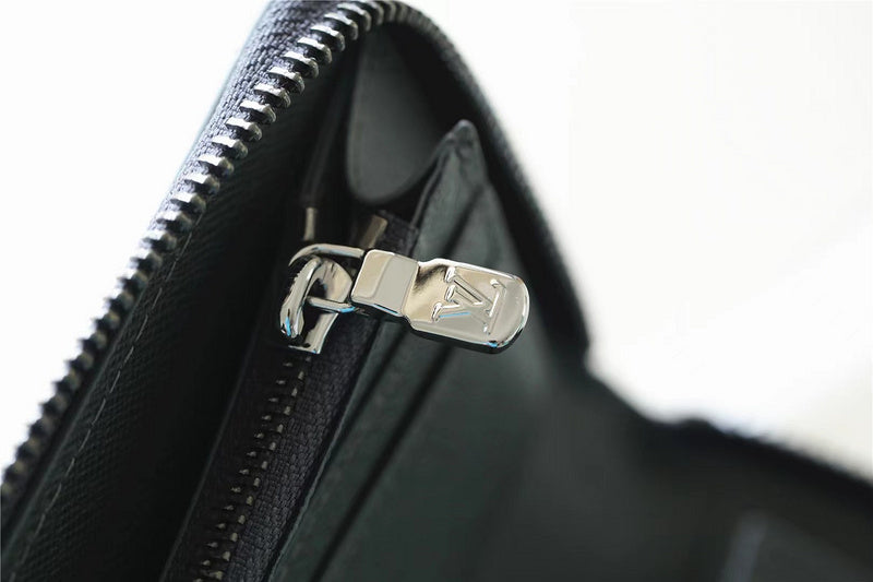 Franco Shops - Louis Vuittons  - 10590