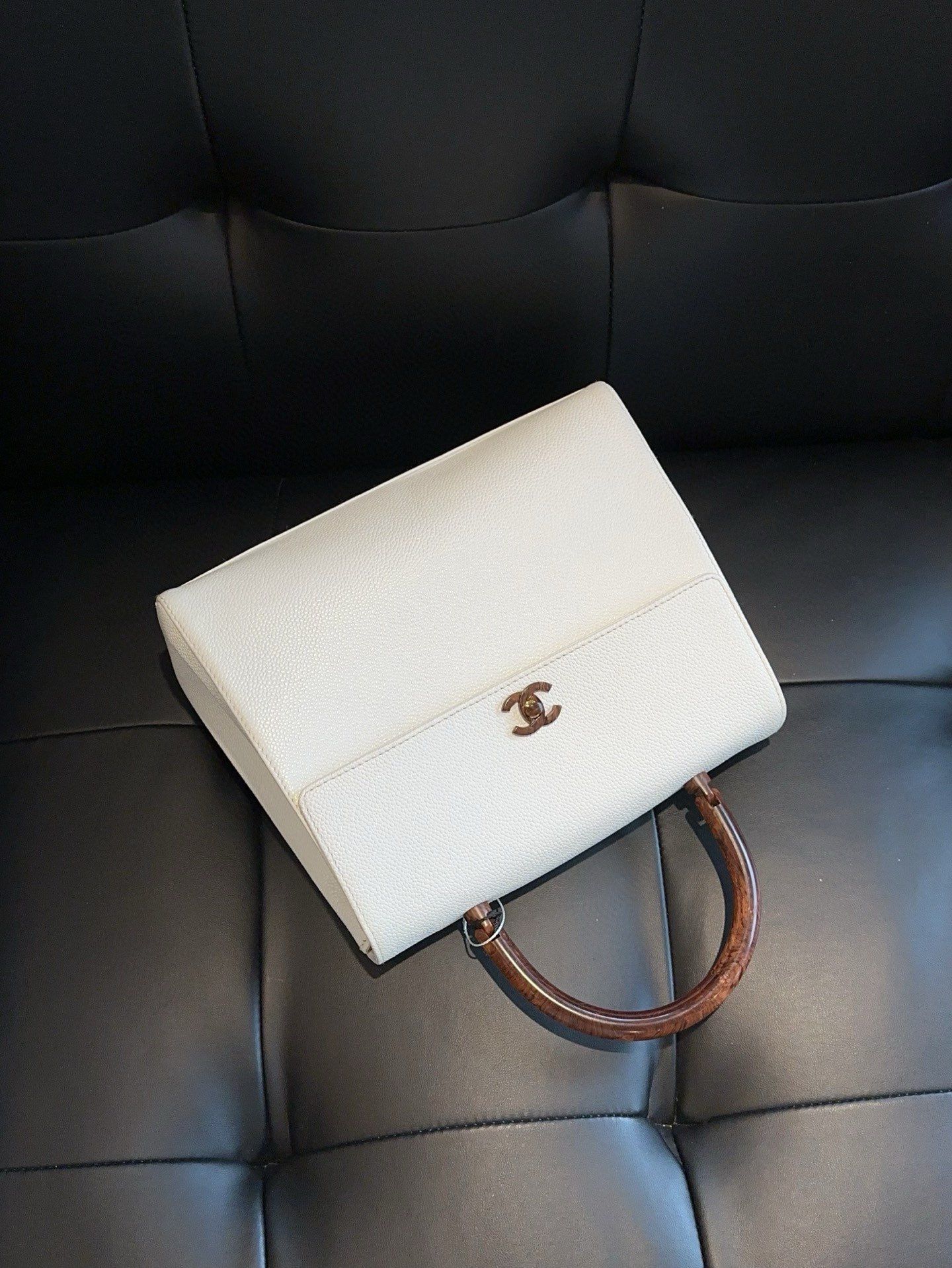 Vintage Chanel Kelly bag Caviar leather *.cm white