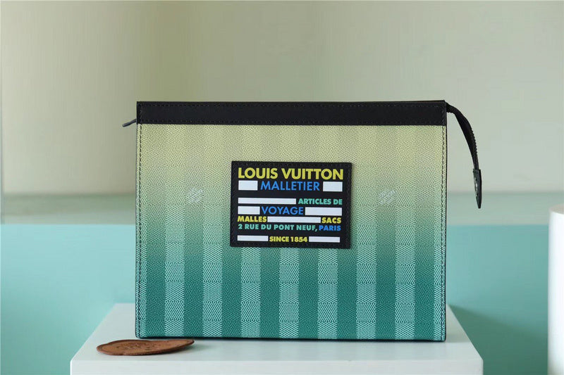Franco Shops - Louis Vuittons  - 10717